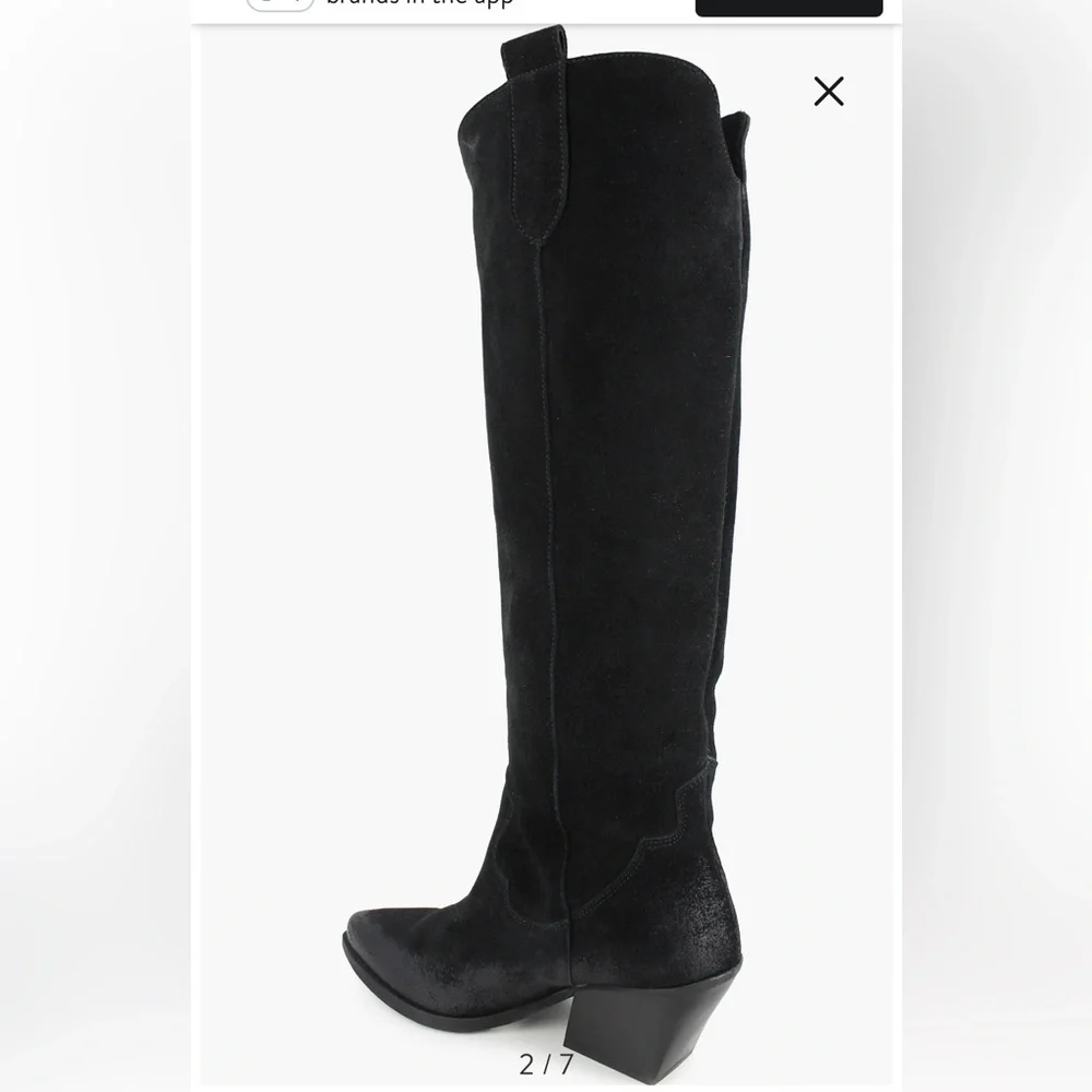 Valezka Knee High Boot (Women) size 39 US 8 black
ZIGI
$349.00 gently used - Picture 11 of 15